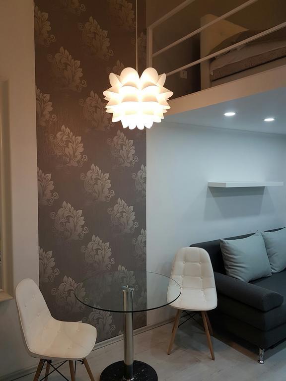 Little Luxury Apartment ブダペスト エクステリア 写真